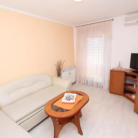 Pataj Apartmán *