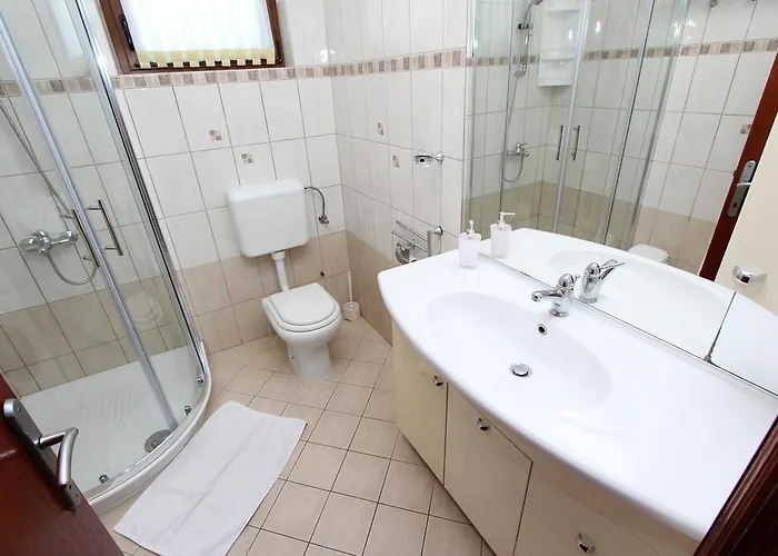 Pataj Διαμέρισμα Ρόβινι